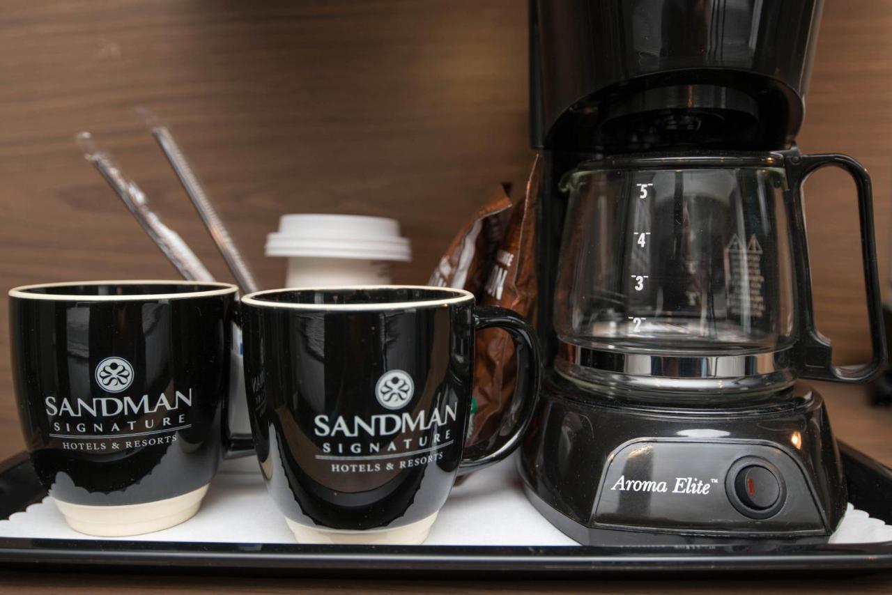 Sandman Signature Calgary Airport Hotel Luaran gambar